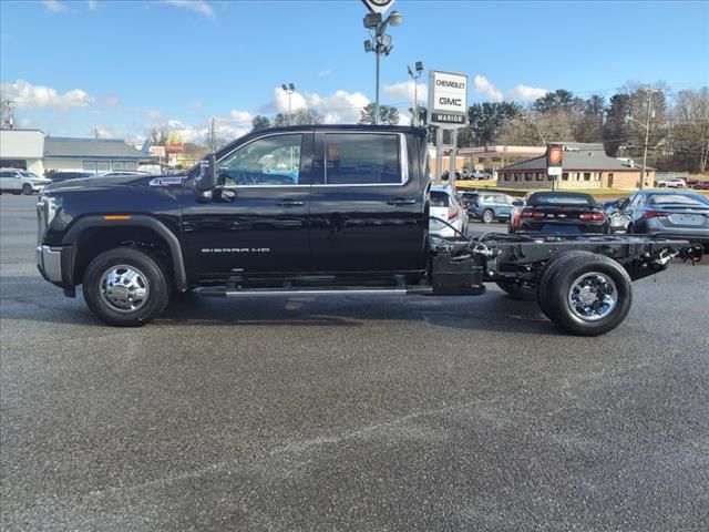 2025 GMC Sierra 3500HD SLE