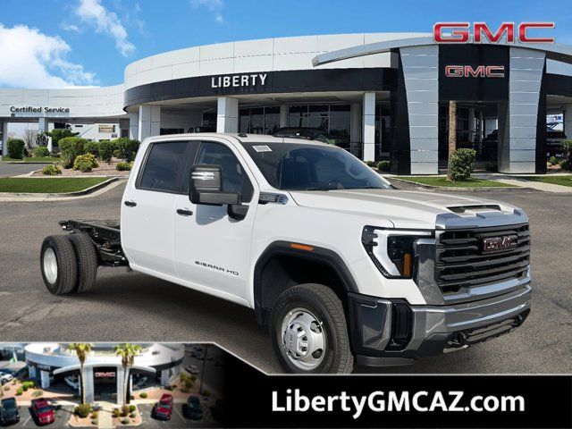 2025 GMC Sierra 3500HD Pro