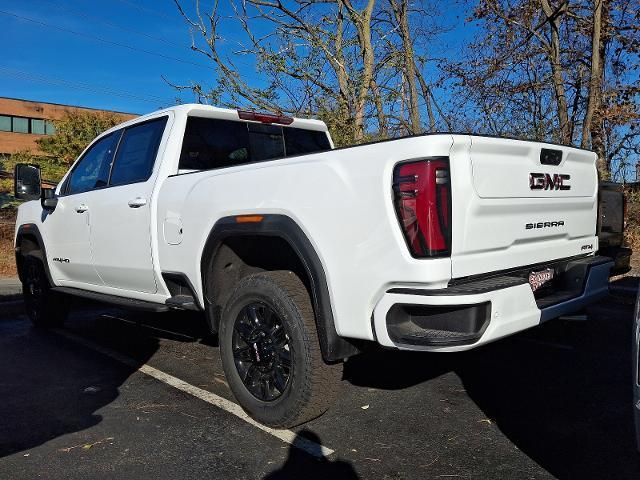 2025 GMC Sierra 3500HD AT4