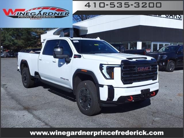 2025 GMC Sierra 3500HD AT4