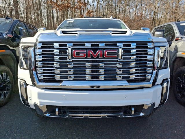 2025 GMC Sierra 3500HD Denali