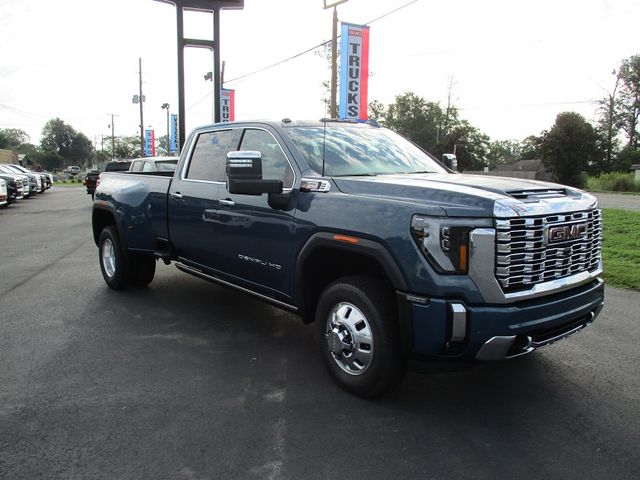 2025 GMC Sierra 3500HD Denali