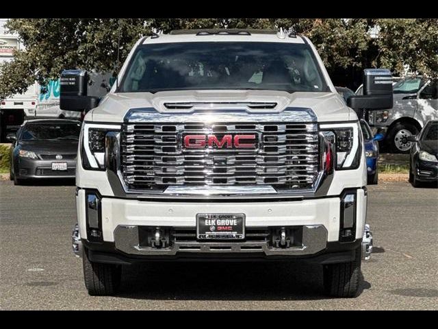 2025 GMC Sierra 3500HD Denali