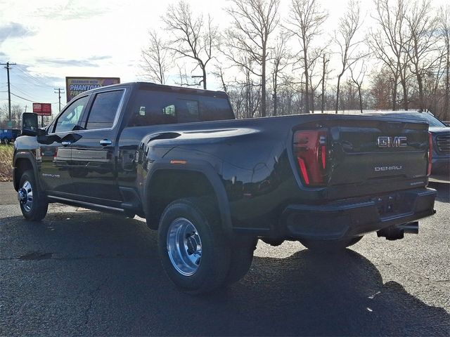 2025 GMC Sierra 3500HD Denali