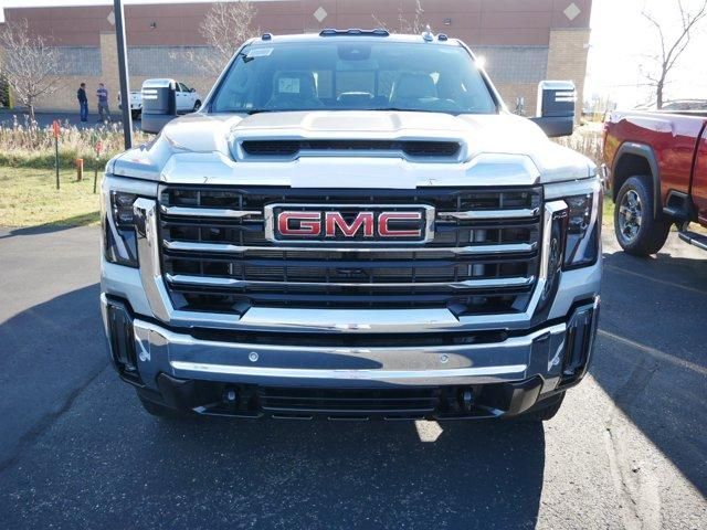 2025 GMC Sierra 3500HD SLT