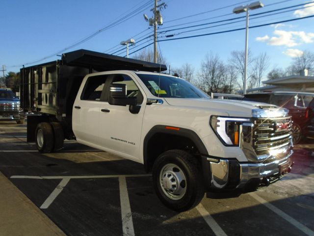 2025 GMC Sierra 3500HD Pro