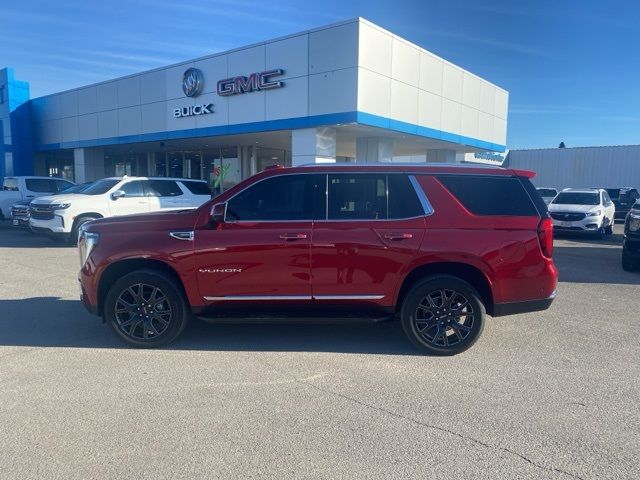 2025 GMC Yukon Elevation