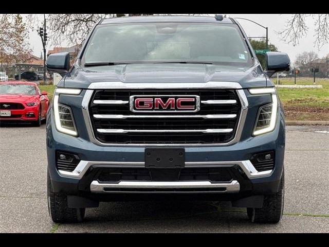 2025 GMC Yukon Elevation