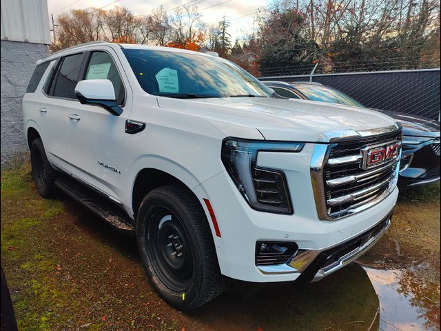 2025 GMC Yukon Elevation