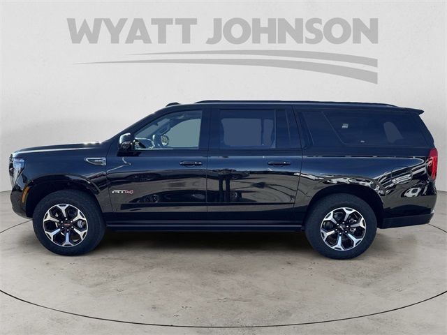 2025 GMC Yukon XL AT4