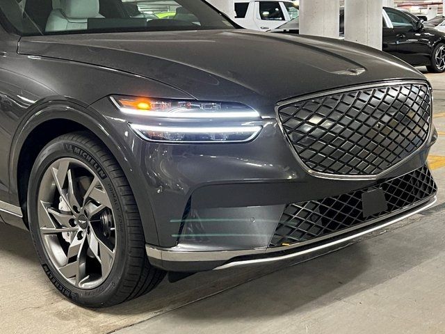 2025 Genesis Electrified GV70 Advanced