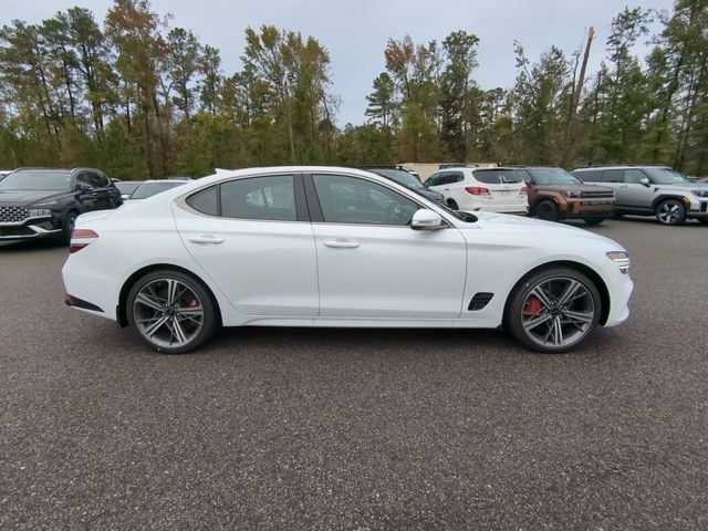 2025 Genesis G70 2.5T