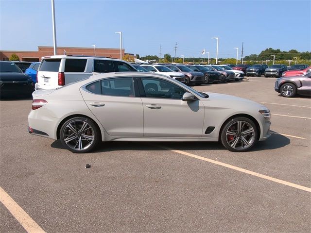 2025 Genesis G70 2.5T