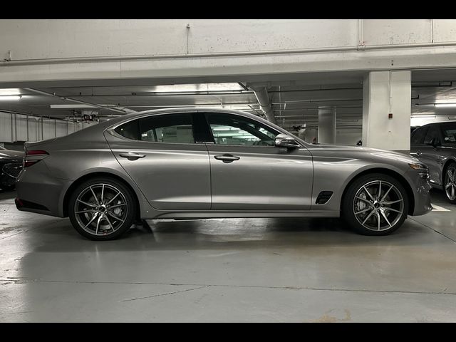 2025 Genesis G70 2.5T