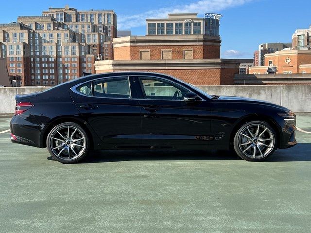 2025 Genesis G70 2.5T