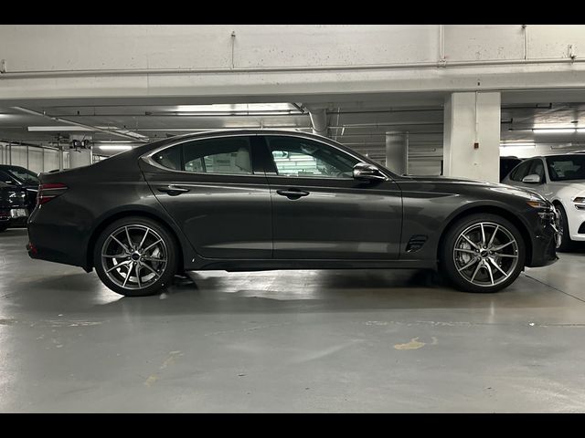 2025 Genesis G70 2.5T