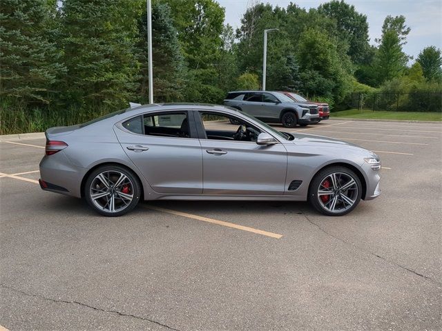 2025 Genesis G70 2.5T