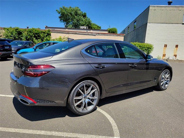 2025 Genesis G70 2.5T