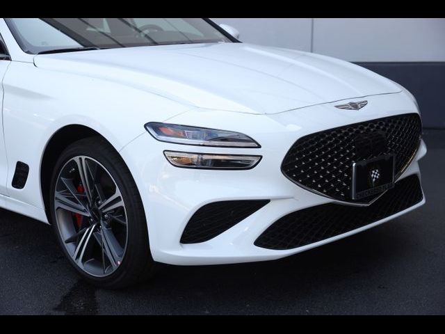 2025 Genesis G70 2.5T