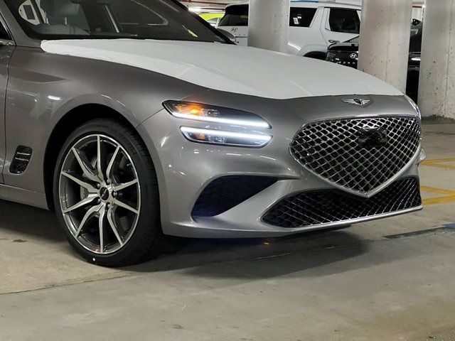 2025 Genesis G70 2.5T