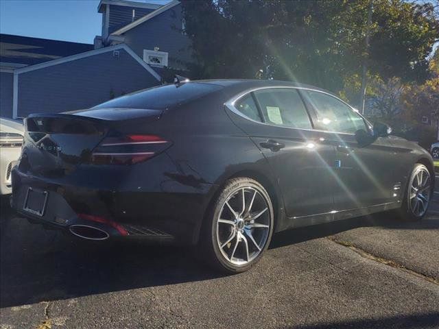 2025 Genesis G70 2.5T