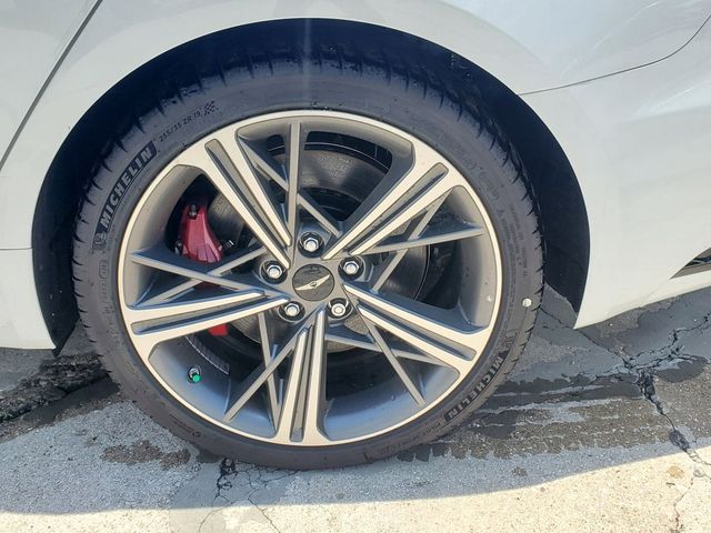 2025 Genesis G70 3.3T Sport Advanced