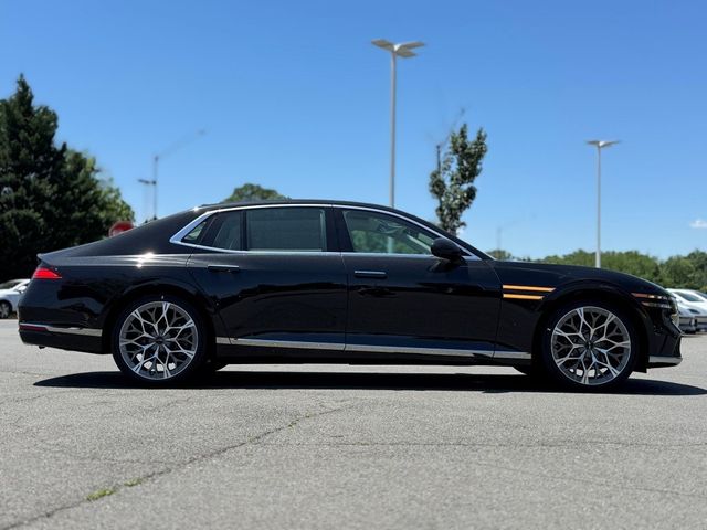 2025 Genesis G90 e-SC