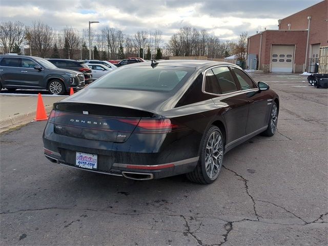 2025 Genesis G90 e-SC