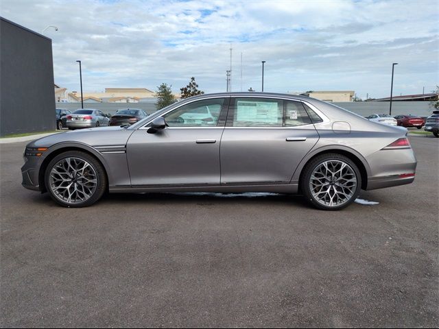 2025 Genesis G90 e-SC