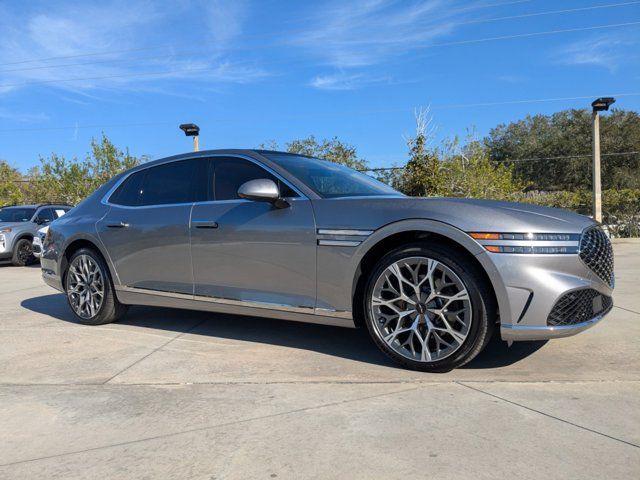 2025 Genesis G90 e-SC