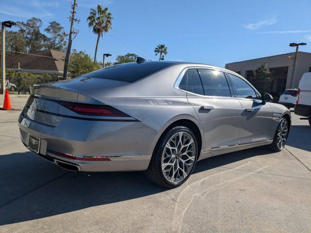 2025 Genesis G90 e-SC