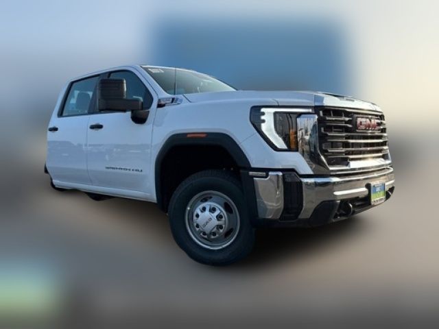 2025 GMC Sierra 3500HD Pro