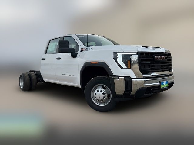 2025 GMC Sierra 3500HD Pro