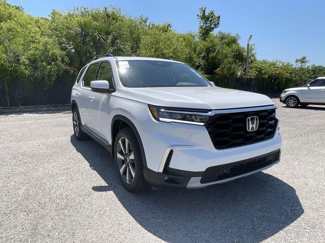 2025 Honda Pilot Touring