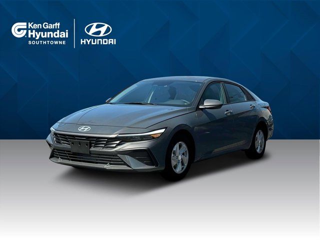 2025 Hyundai Elantra SE