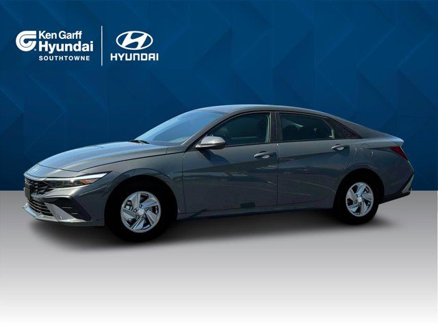 2025 Hyundai Elantra SE