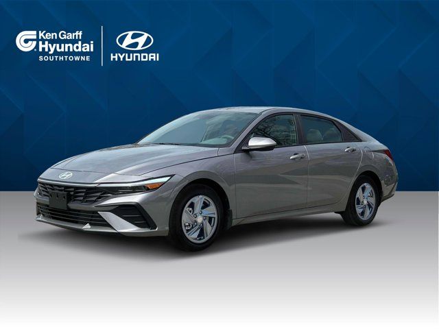 2025 Hyundai Elantra SE