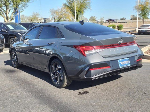 2025 Hyundai Elantra Hybrid Limited