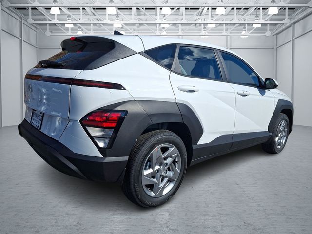 2025 Hyundai Kona SE