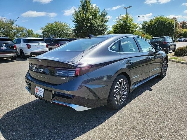 2025 Hyundai Sonata Hybrid Limited