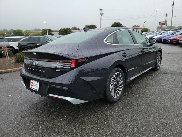 2025 Hyundai Sonata Hybrid SEL