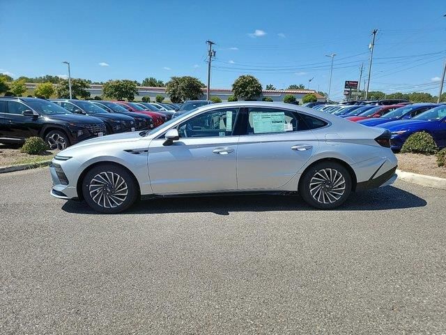 2025 Hyundai Sonata Hybrid SEL