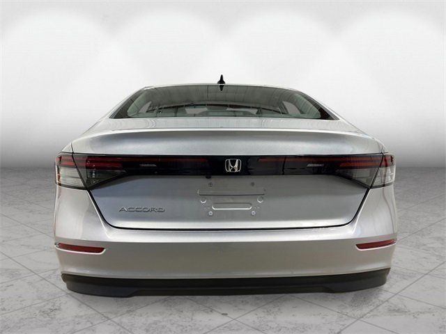 2025 Honda Accord Sedan SE