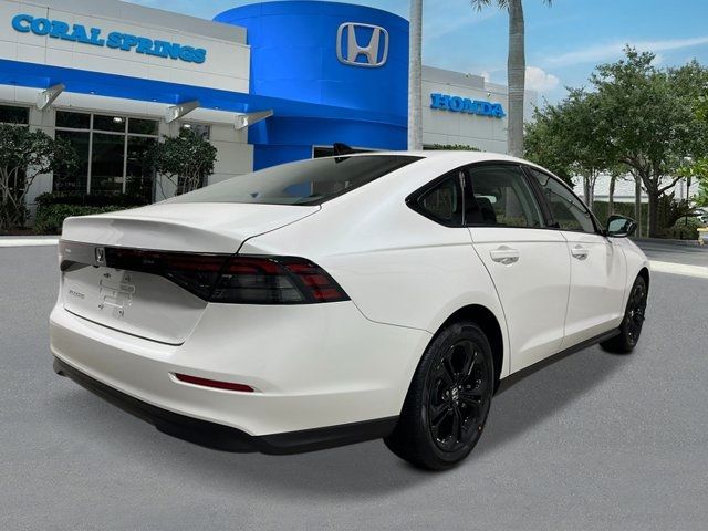 2025 Honda Accord Sedan SE