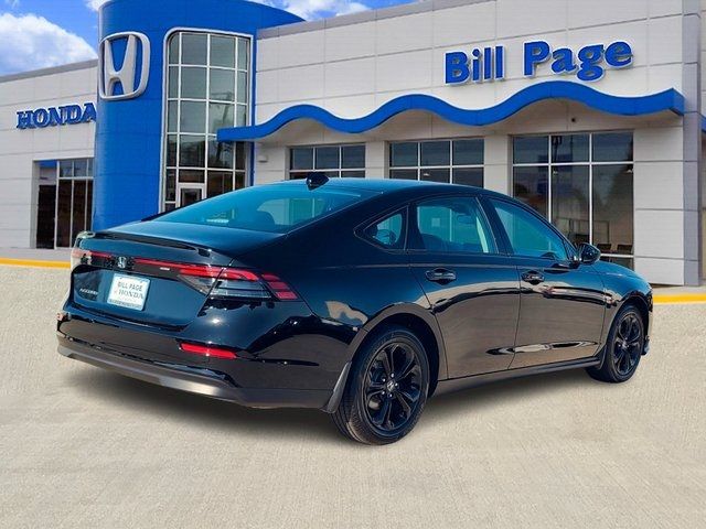 2025 Honda Accord Sedan SE