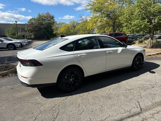 2025 Honda Accord Sedan SE