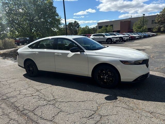 2025 Honda Accord Sedan SE