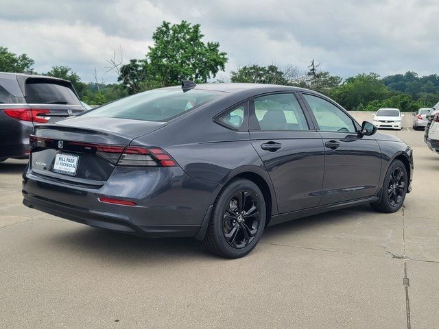 2025 Honda Accord Sedan SE
