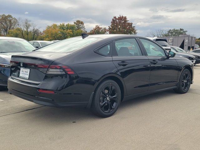 2025 Honda Accord Sedan SE