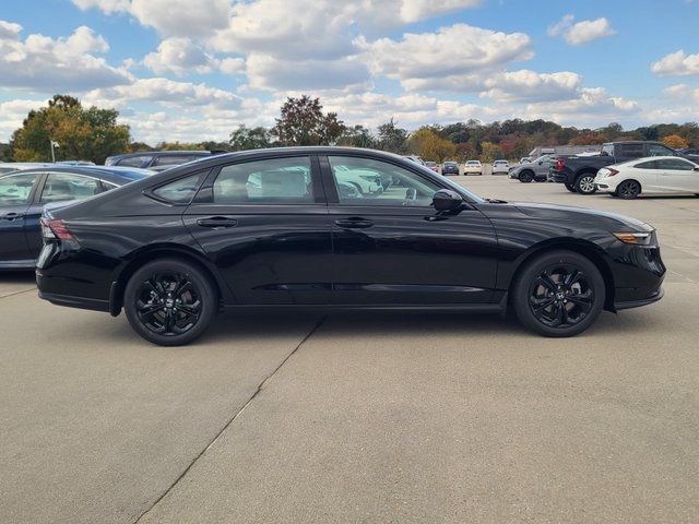 2025 Honda Accord Sedan SE